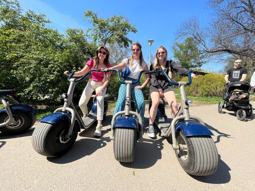 2-H Fabulous Berlin Historical Guided Fat Tire Tour - Getting set up: helmets, practice, and what the ride is like