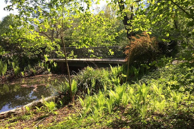 3-Hour Bike Tour of Tiergarten and Berlin's Hidden Places - Food, breaks, and comfort tips for a 3-hour bike day