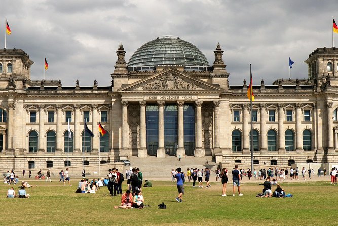 5hours: Guide, Chauffeur & Photographer in Berlin private Tour - Price and what you’re really paying for ($712.03 per group)