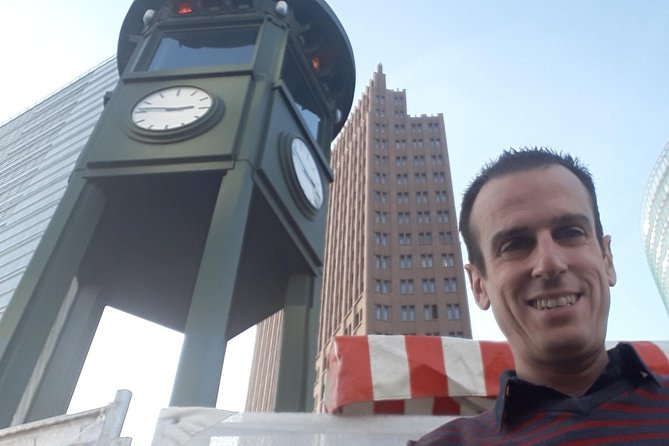 Alternative Berlin Private Tour with Jacob - Graffiti and Squats - Why this alternative Berlin walk is a smart use of your time