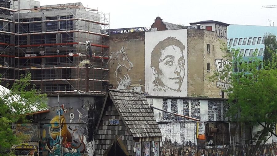 Alternative Berlin / Street art tour - Private group - Who This Tour Fits Best (and Who Might Skip It)