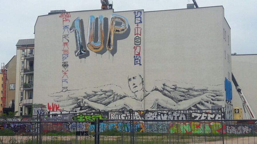 Alternative Berlin / Street art tour - Private group - Music Scene Context, From Anti-Nazi Youth Rebellion to Underground Clubs