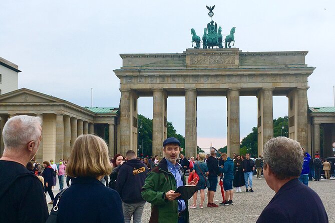 An Introduction to Berlin Private Walking Tour - Meeting point and timing: where you start and how the 3 hours flow