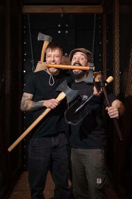 AXE THROWING EXPERIENCE IN BERLIN - FAQ