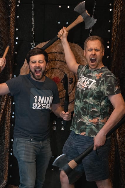 AXE THROWING EXPERIENCE IN BERLIN - Rules You Need to Know Before You Throw