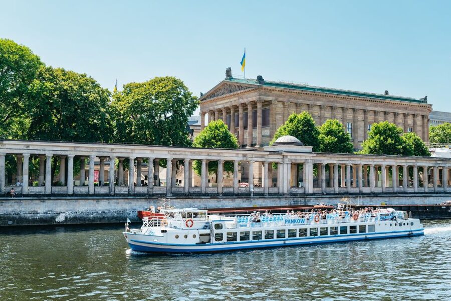 Berlin: 1-Hour City Tour by Boat with Guaranteed Seating - Why This 1-Hour Spree Cruise Is a Smart First Look at Berlin