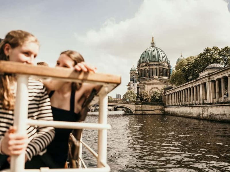 Berlin: 2.5-Hour Beer & Sunset Sightseeing Boat Cruise - Is This Cruise a Good Fit for You?
