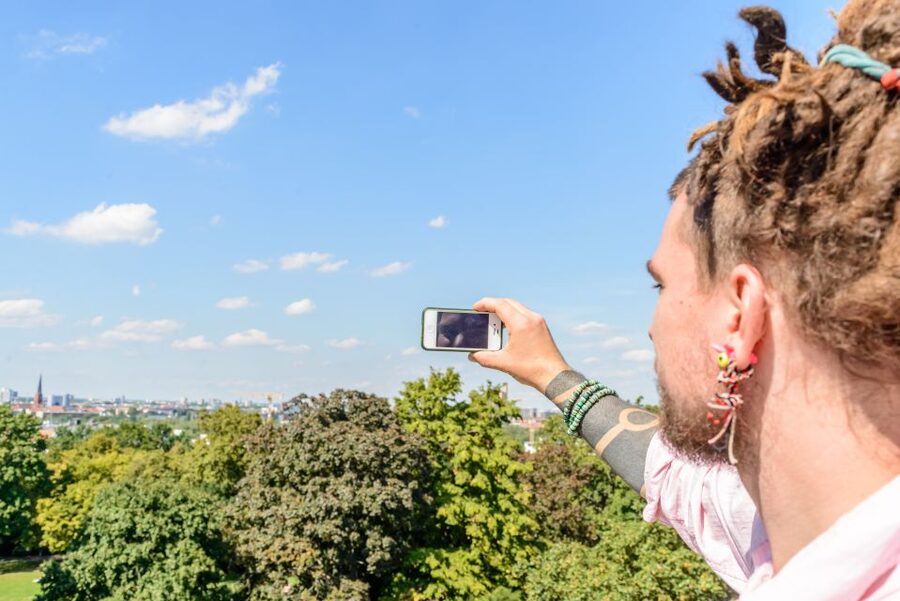 Berlin: 2.5-Hour Walking Tour through Kreuzberg 61 - What the guide is really selling: noticing, not just seeing