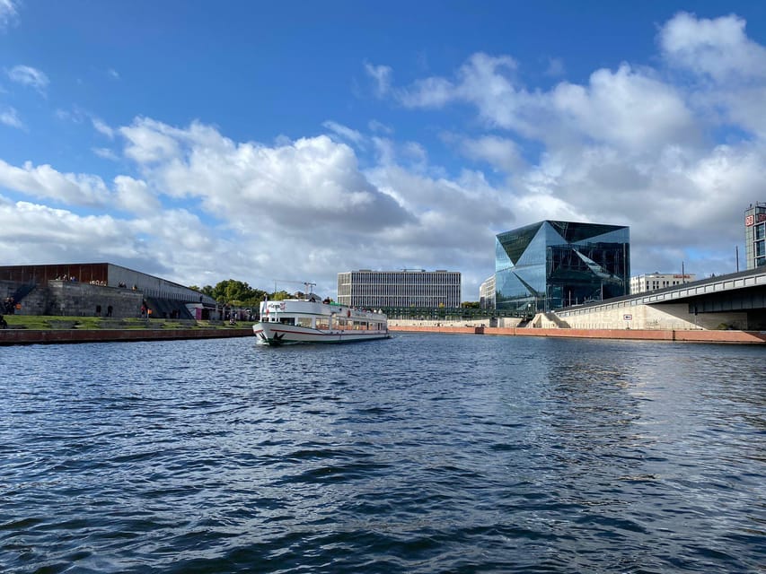 Berlin: 3.5-Hour Sightseeing Cruise on the Spree River - Who this cruise is best for