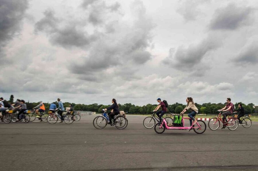 Berlin: 48-Hour or 72-Hour Bike Rental - Treptower Park: A Scenic Break You Can Ride Through