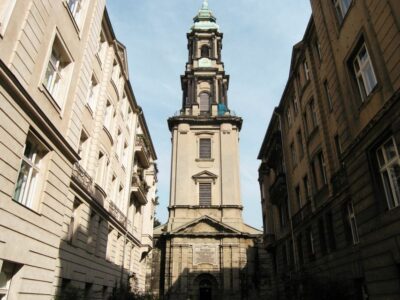 Backyards of Berlin 2-Hour Tour