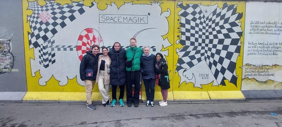 Berlin: Berlin Wall & East Side Gallery Walking Tour - Key highlights worth planning around