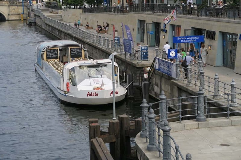 Berlin: Boat Sightseeing Cruise with Audioguide - Why this Spree cruise is a smart way to get oriented in Berlin