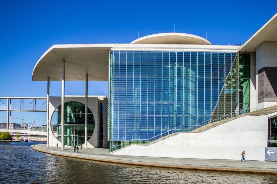 Berlin: Boat Tour Along the River Spree - Onboard experience: sound devices, seating strategy, and staff service
