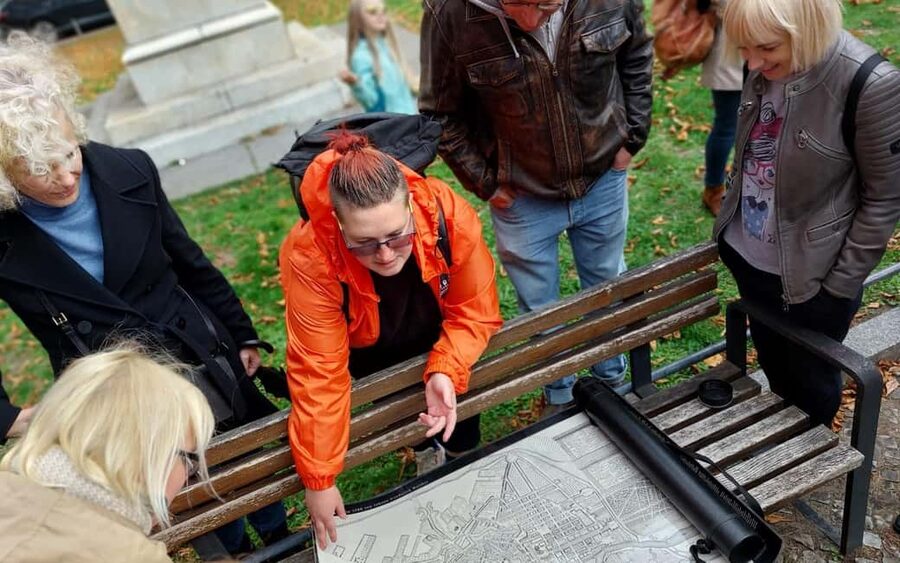 Berlin: Charité Hospital History Walking Tour - Key things to know before you go