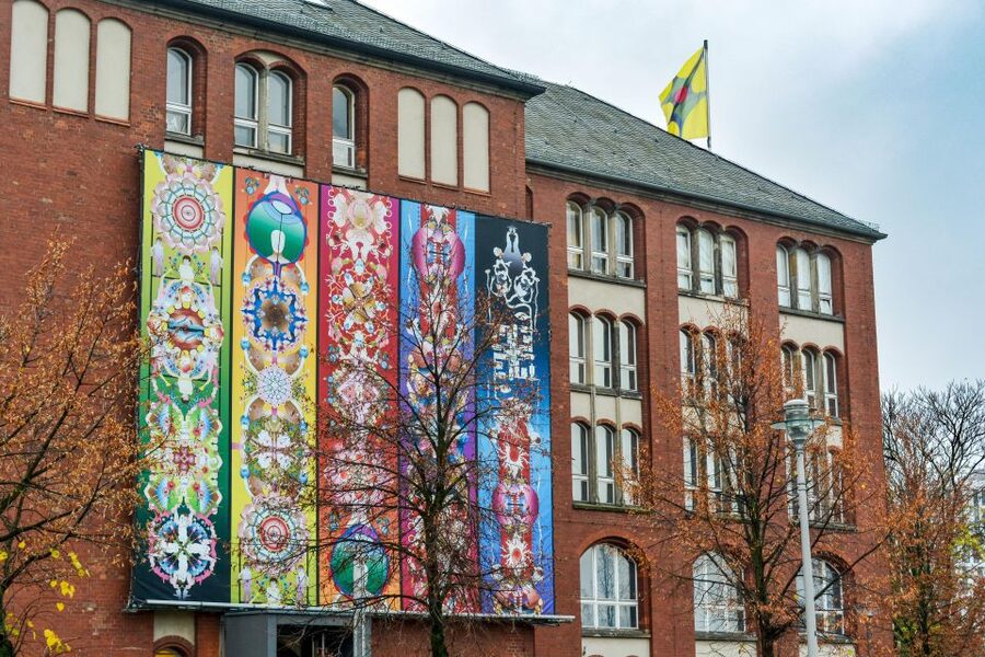 Berlin: Charité Hospital History Walking Tour - The Charité Campus Loop and the Neo-Gothic Architecture Lesson