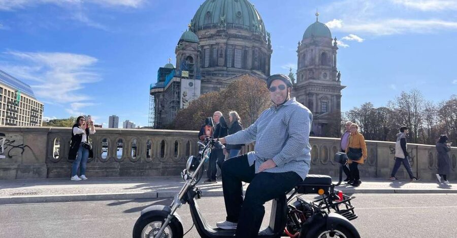 Berlin City: 2 Hour Guided Fat Tire E-Scooter Tour - Brandenburg Gate: the big photo stop with the right pacing