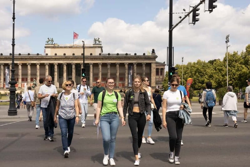 Berlin: City tour - Best of Berlin - Stop-by-stop: Potsdamer Platz to Brandenburg Gate (with Reichstag context)