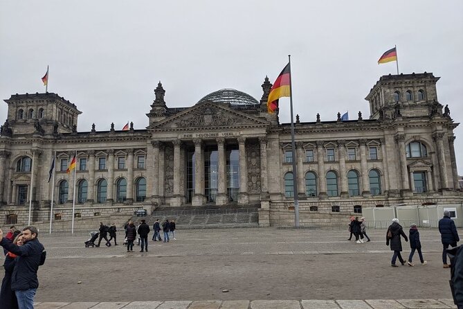 Berlin City Tour by Private Car - Memorial of the Berlin Wall: the Cold War in physical form