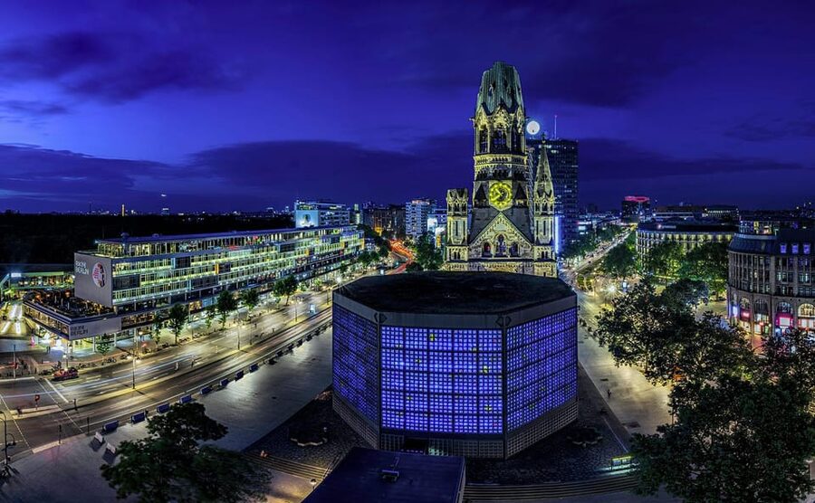 Berlin: Classical Concert at Kaiser Wilhelm Memorial Church - Duangamorn Fu and Vladimir Magalashvili: the night’s real momentum