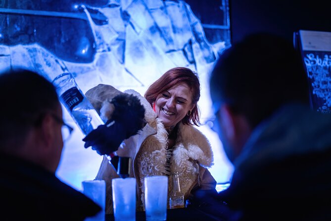 Berlin Combo: Hop-On-Hop-Off Bus and Icebar Ticket - Icebar Berlin from the bus: Stop 8 Rathausstraße to your first token drink