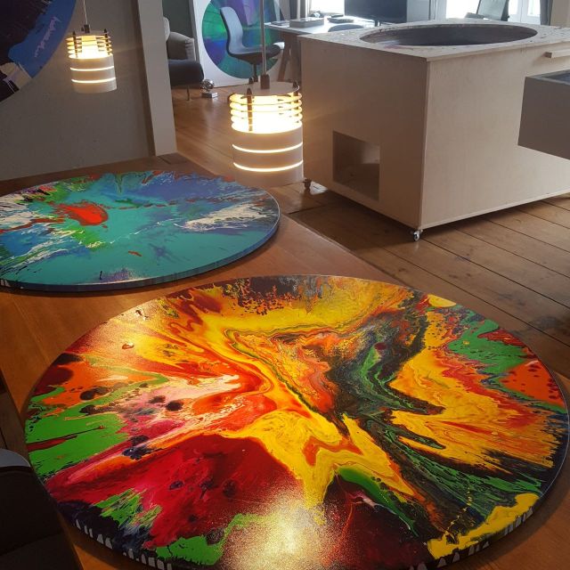 Berlin: Create Your Own Spin Painting at Jans Echternacht - Should You Book This Spin Painting Workshop in Berlin?