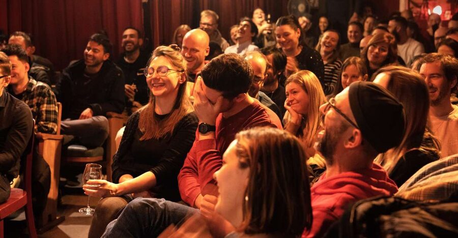 Berlin: Culture Shock Comedy Show - The 1.5 to 2 hour show flow, from welcome shot to final laughs