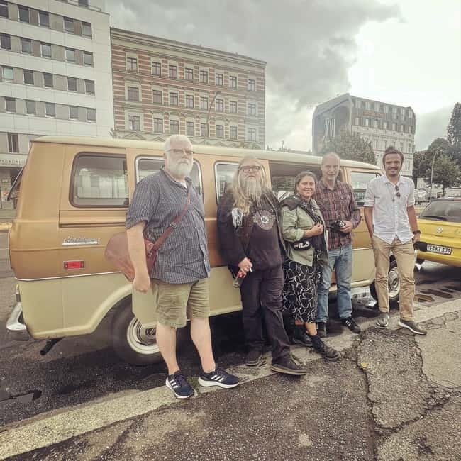 Berlin: DIY & Subculture Sightseeing in a 1972 Ford Van! - The experience in the van: small group energy with real stops