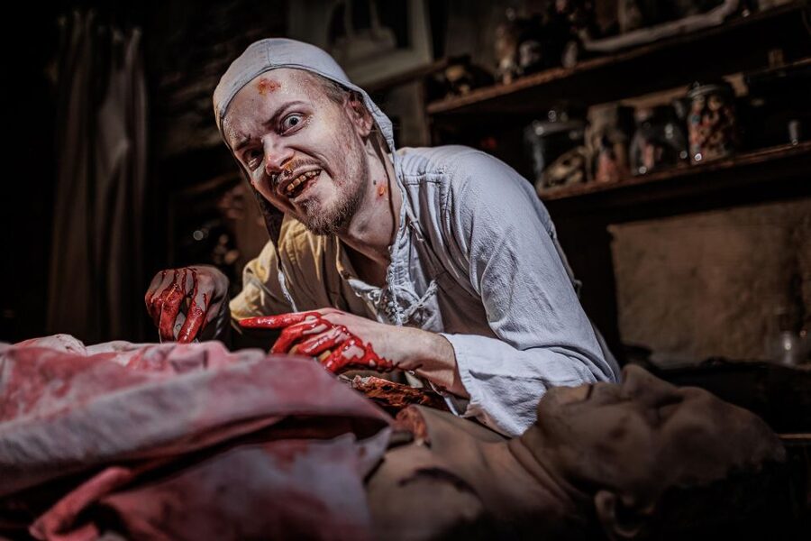 Berlin Dungeon: Entrance Ticket - Story Stops Through Time: From Medieval Terror to Modern Crime