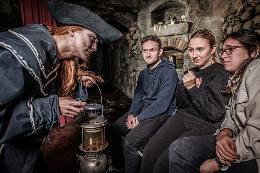 Berlin Dungeon: Entrance Ticket - Planning Your Visit: Show Times, Language, and What to Wear