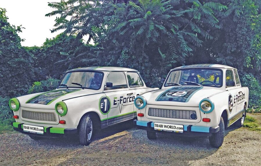 Berlin: E-Trabi City Tour - TrabiWorld: Turning Berlin sightseeing into a car themed day