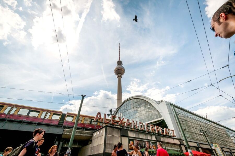 Berlin: East and West Hop-On Hop-Off Bus Tour - How the Route Works, from Kurfürstendamm to East Side Gallery