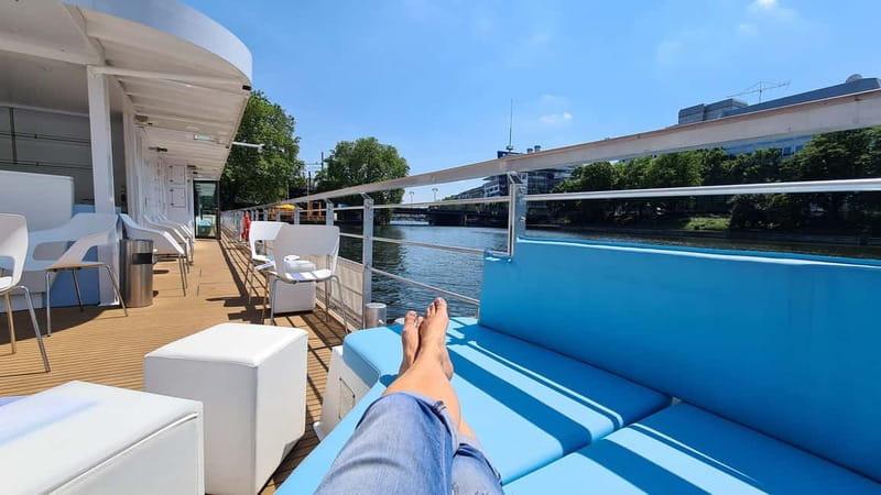 Berlin: East Side Gallery Spree Cruise in a Solar Catamaran - A few booking and comfort tips that actually matter