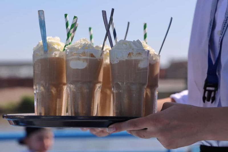 Berlin: East Side Gallery Spree Cruise in a Solar Catamaran - Onboard details: audio, bar snacks, and the kind of comfort you want