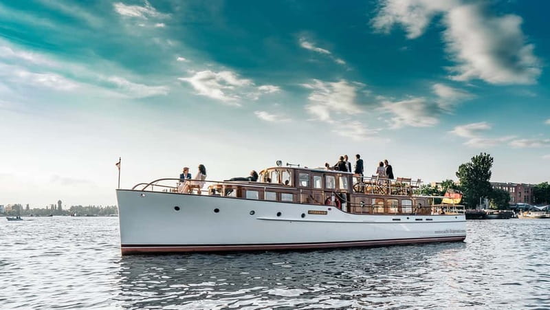 Berlin: Evening Yacht Cruise with Aperitif & Dinner Upgrade - Why this Spree sunset cruise feels like a smart Berlin evening