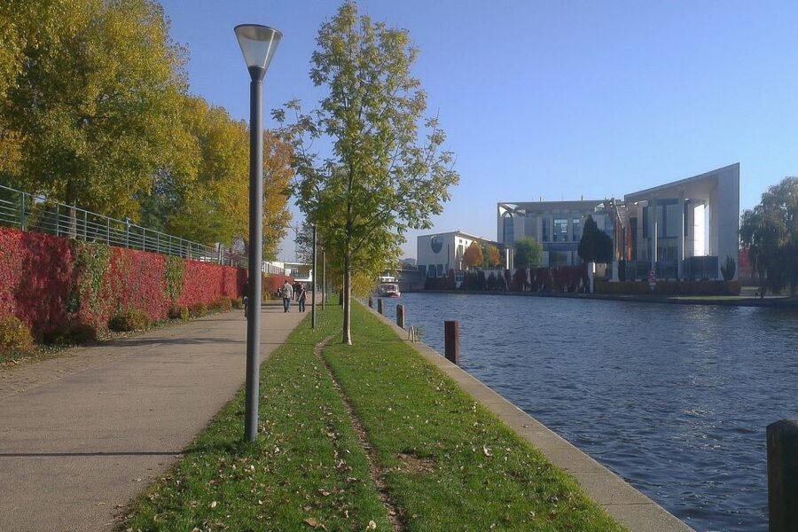 Berlin Express: Private 1-Hour E-Rickshaw Ride - Key points to know before you go