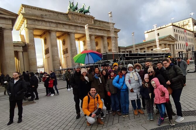 BERLIN FULL in 3.5h (Guide + Headphones) - Headphones make this one easier than most walking tours