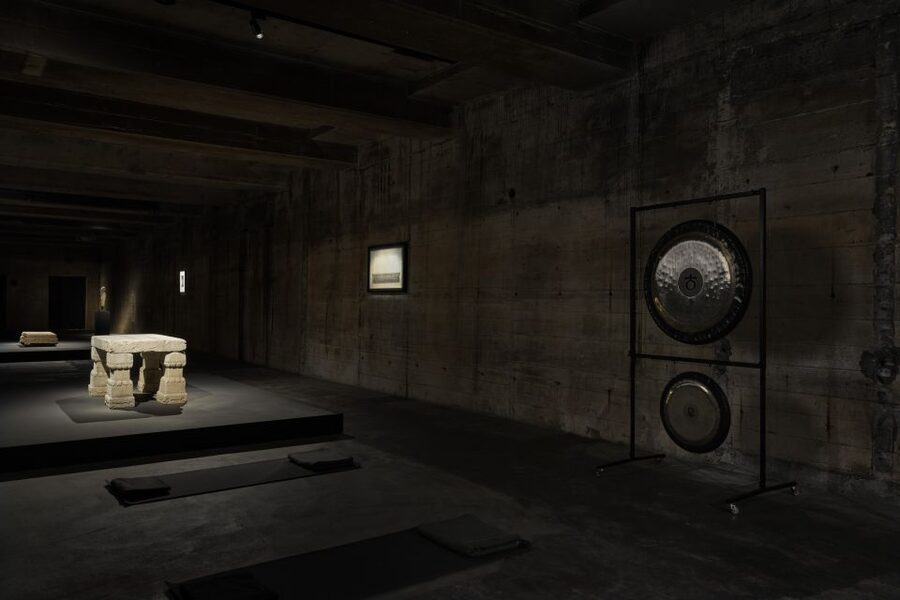 Berlin: Gong Bath Session at The Feuerle Collection - Comfort and cold-room reality: dress for a session where you stay still