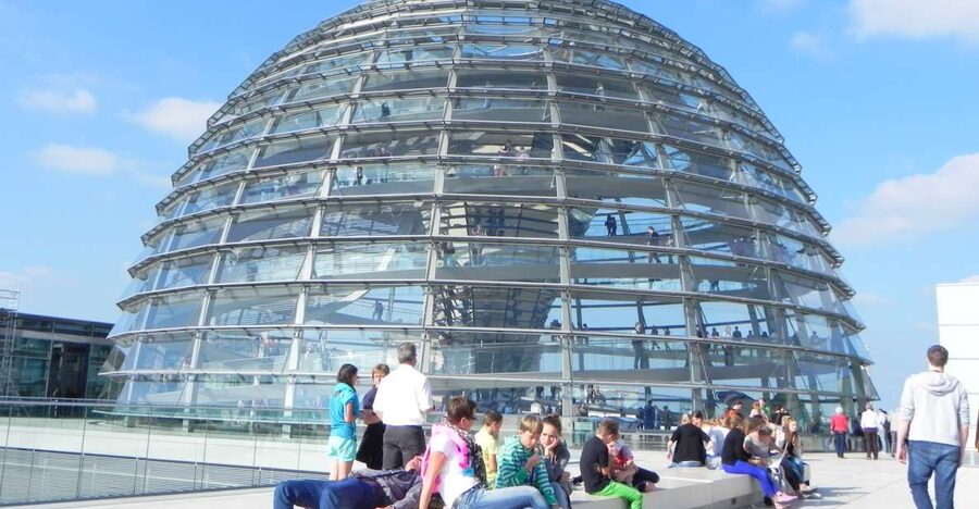 Berlin: Government District Tour and Reichstag Dome Visit - Why Berlin’s government quarter feels different on a guided walk