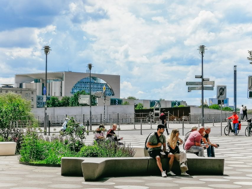 Berlin: Government Quarter Tour and Reichstag Dome Visit - Who this tour suits best, and who should rethink it