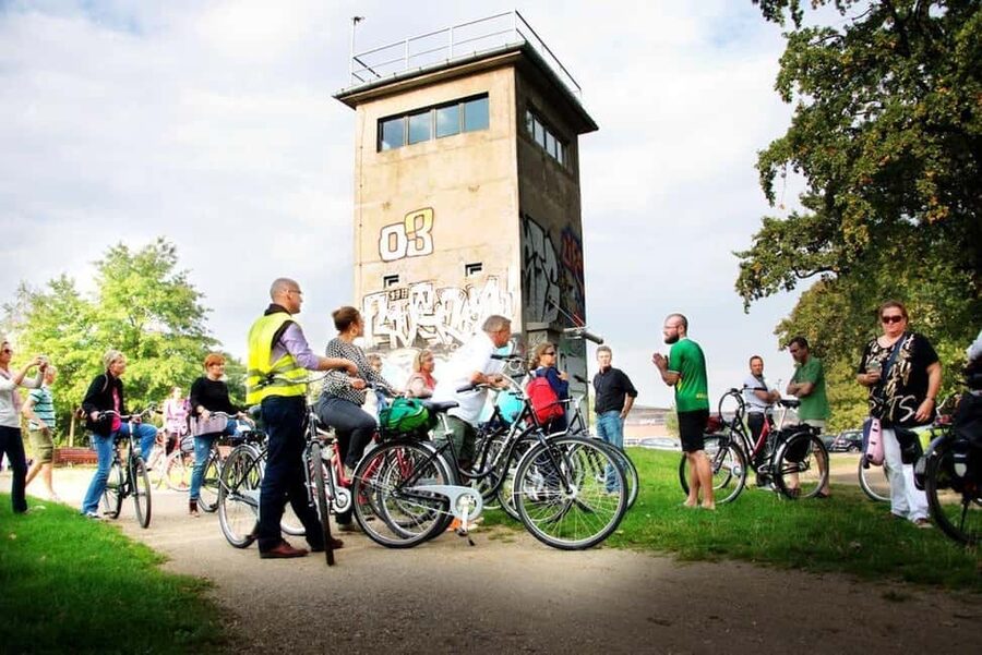 Berlin: Guided Bike Tour of the Berlin Wall and Third Reich - Guides, pacing, and why the best groups feel personal