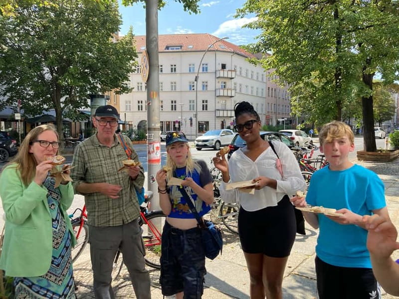 Berlin: Guided Street Food Tour with Tastings - Key things to know before you go