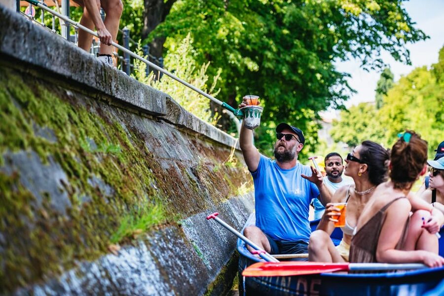 Berlin: Guided Tour by Canoe - The guide experience: Florian, Pedro, and Robin set the bar