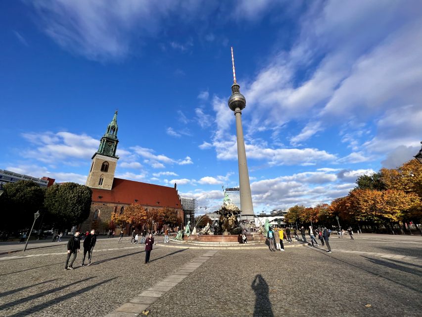 Berlin: Guided Walking Tour in English - Where This Walk Makes Sense in a Berlin Trip