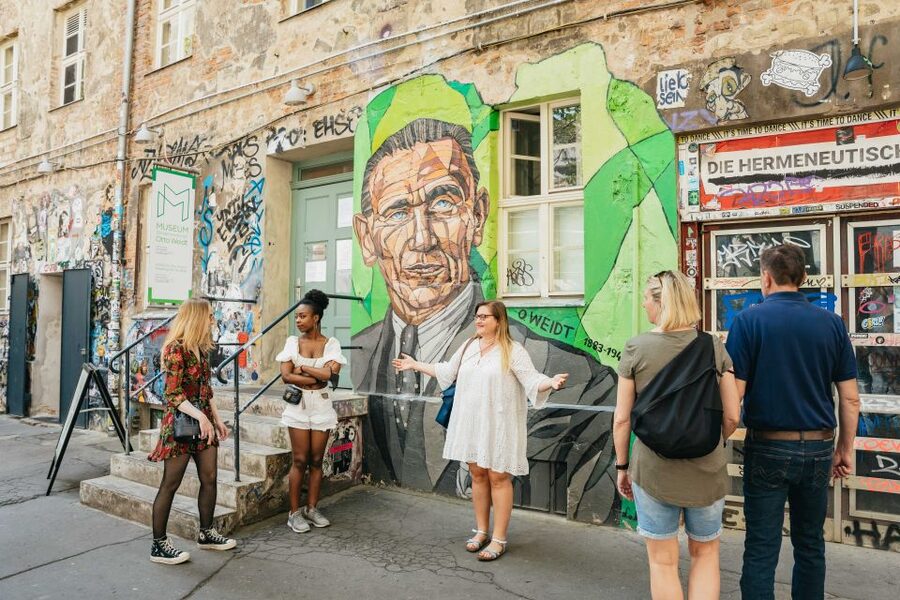 Berlin: Hidden Backyards Guided Walking Tour - What you actually learn in 2 hours, and why it sticks