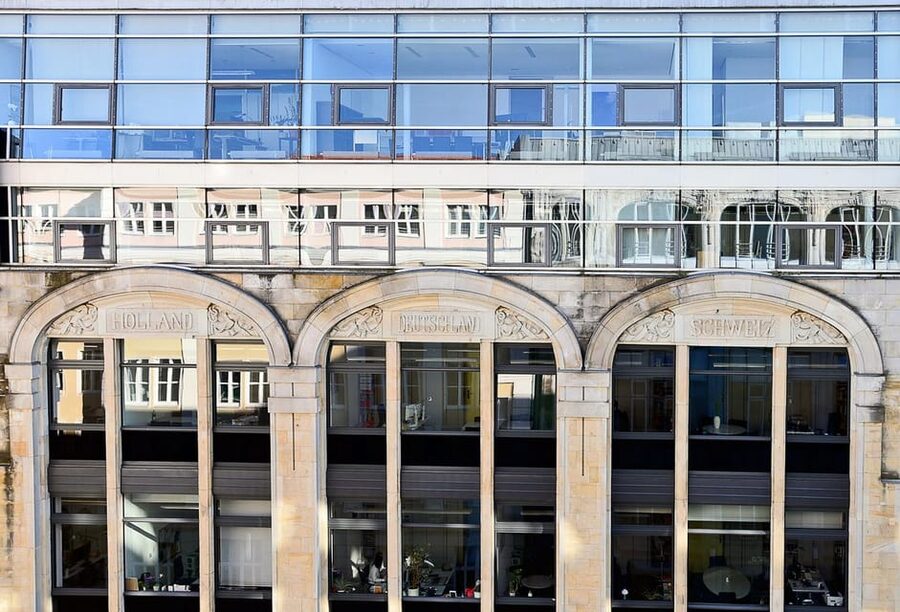 Berlin: Hidden gems around the Gendarmenmarkt - Guided walking tour - Where Gendarmenmarkt gets its real personality