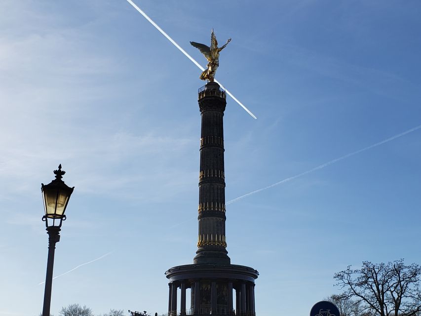 Berlin: Highlights of the City - a Private Bus Tour - Berlin Wall remains and the finishing viewpoint rhythm near the center