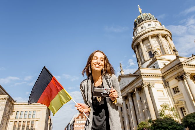 Berlin Highlights Self guided scavenger hunt and Walking Tour - Meeting at Alexanderplatz, Then Letting the App Drive