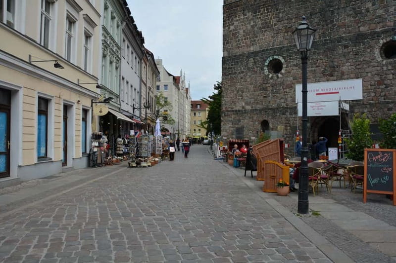 Berlin: Historic Center Walking Tour with a Real Berliner - Key highlights worth planning around
