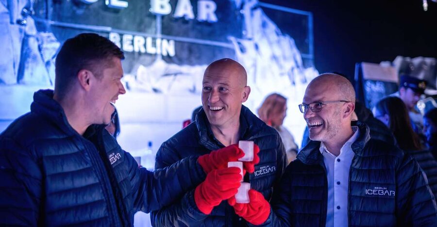 Berlin: Icebar Entrance with Complimentary Drinks - Finding Spandauer Straße 2 by Alexanderplatz